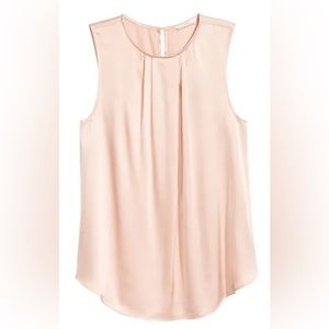 Black Rainn Flowy Sleeveless Blouse